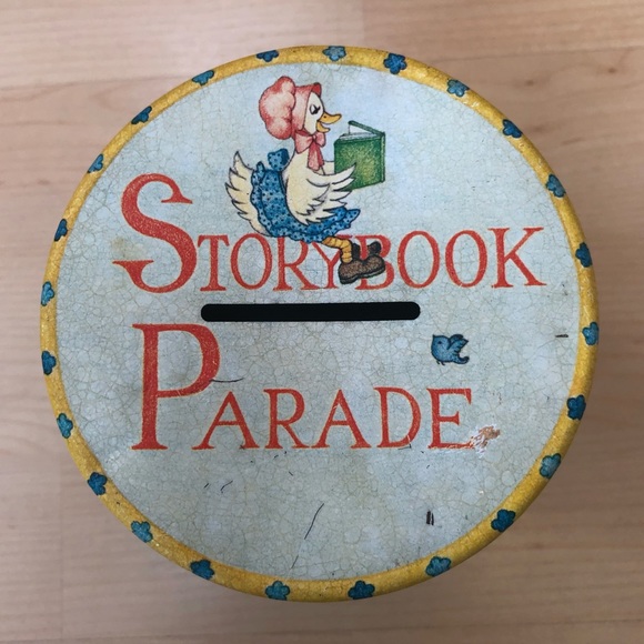 VINTAGE LOT tin, measuring cup, picture, ornament - Picture 2 of 7